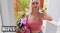 Sex Skylar Vox Girl в кружевных штанах